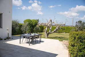 Outdoor dining - Villetta Don Cirillo - Salento Reservation (Ugento)