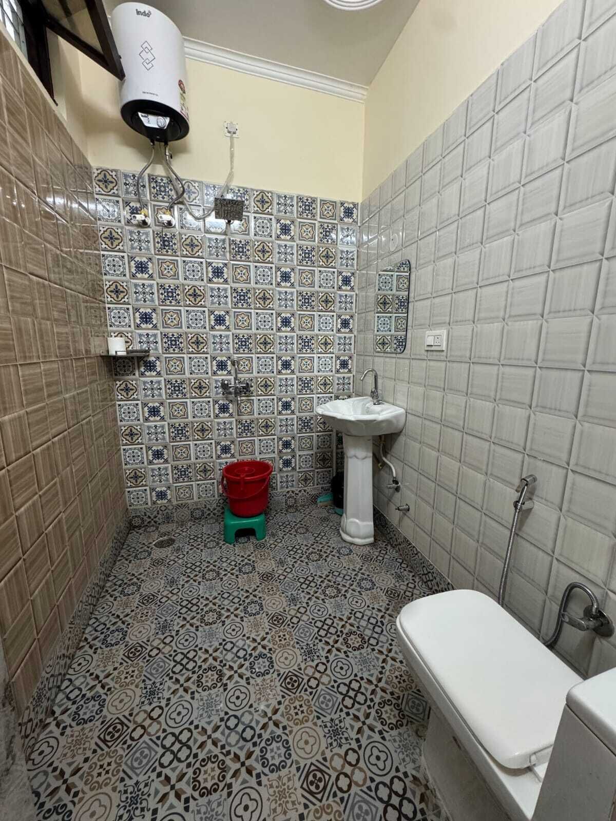 Towels, soap, toilet paper
