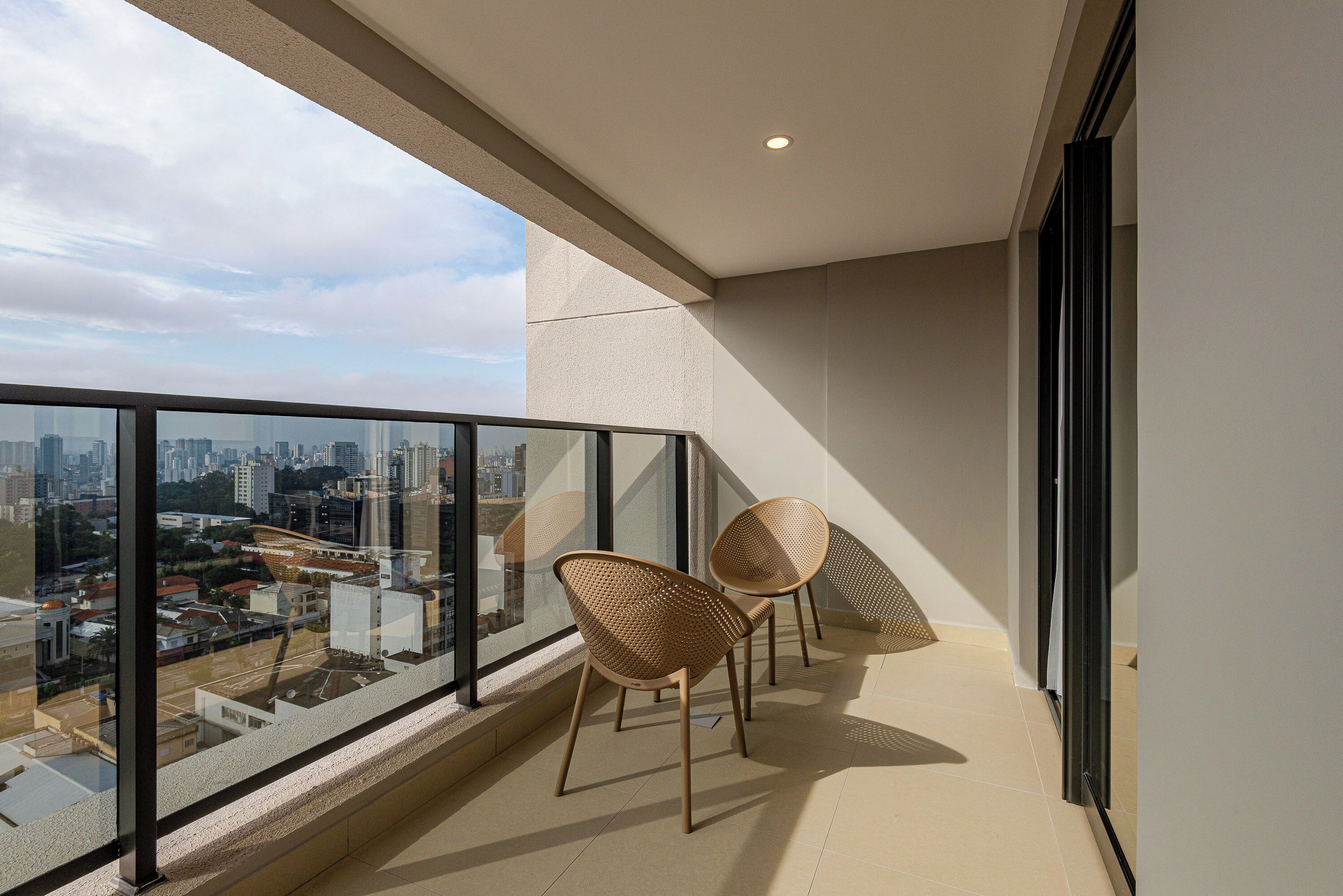 Superior-Doppelzimmer, Stadtblick | Lanai (Veranda)