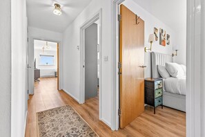 2 Schlafzimmer, Bügeleisen/Bügelbrett, kostenloses WLAN, Bettwäsche