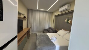 Room - Deluxe beachfront apartment on Carneiros beach, complete resort for up to 4 people. (Tamandaré)