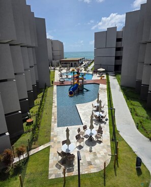 Pool - Deluxe beachfront apartment on Carneiros beach, complete resort for up to 4 people. (Tamandaré)