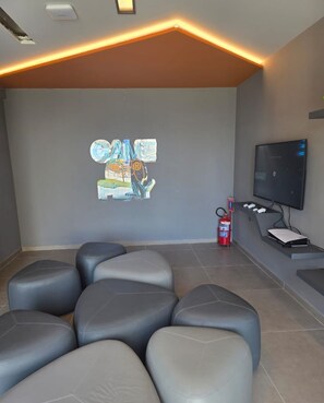 Interior - Deluxe beachfront apartment on Carneiros beach, complete resort for up to 4 people. (Tamandaré)