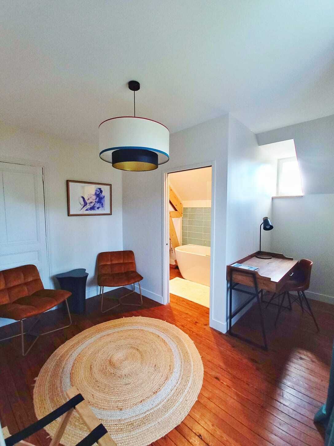 Deluxe Double Room, Garden View | Interior