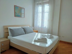 1 bedroom, iron/ironing board, WiFi, bed sheets - Melissa Apartment - 10 Minutes from the Historic Center (Firenze)