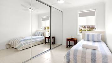 Iron/ironing board, travel cot, free WiFi, bed sheets