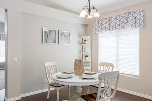 Dining - Heated Pool Chandler Home & Chef's Kitchen! (Chandler)