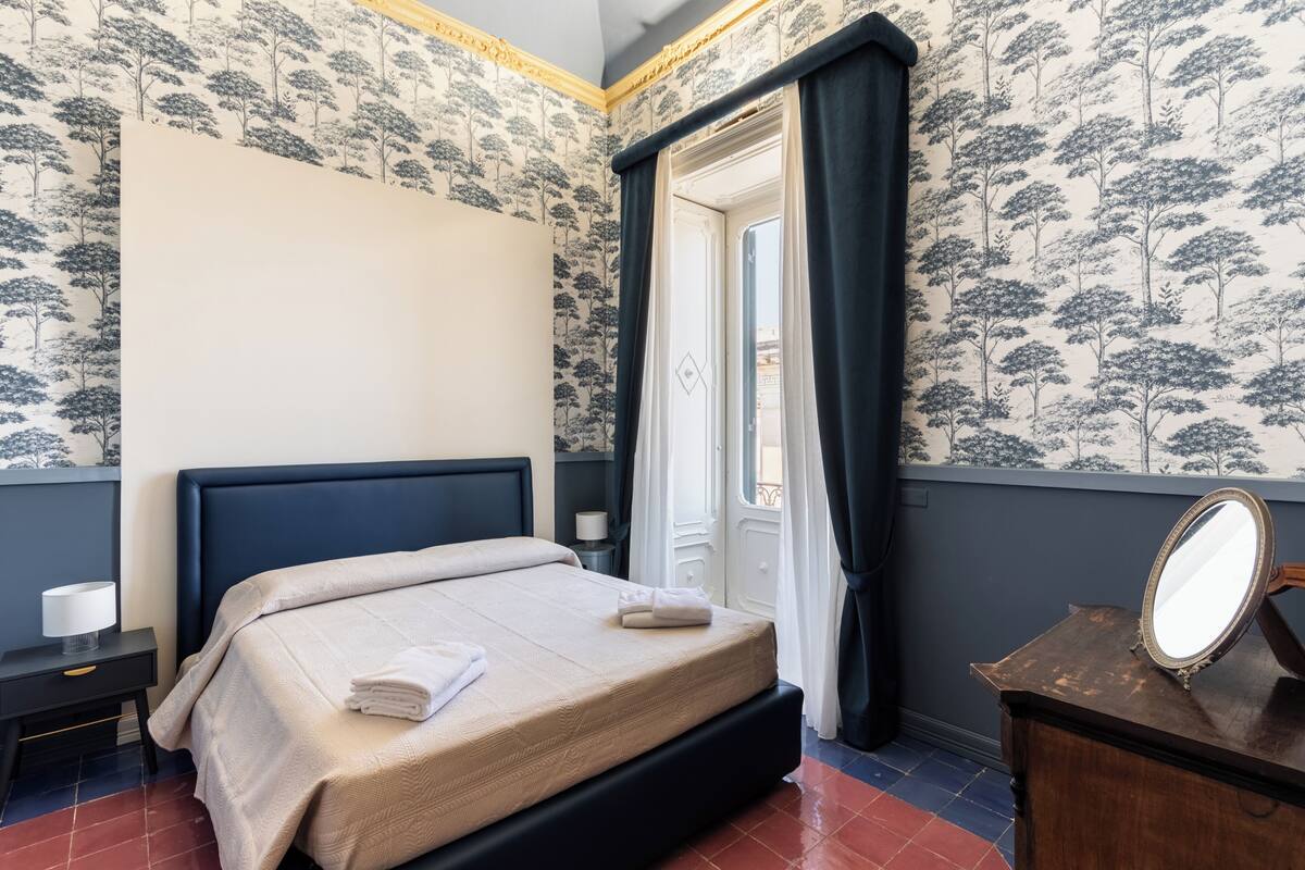 Premium Apartment, Balcony, Courtyard View