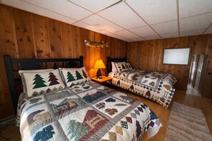 3 habitaciones, tabla de planchar con plancha, wifi y ropa de cama 