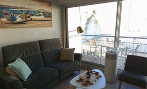 TV - Apartment with balcony near the beach (Le Touquet-Paris-Plage)
