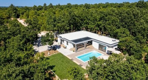 Luxury Four Bedroom Villa