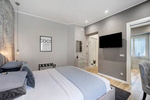 WiFi, bed sheets