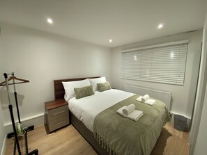 Room - Wilmot stays London (London)