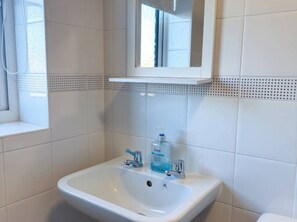 Handtücher, Seife, Toilettenpapier