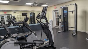 Fitness facility - Orlando | Couples Theme Park Escape | Pool + Hot Tub (Orlando)