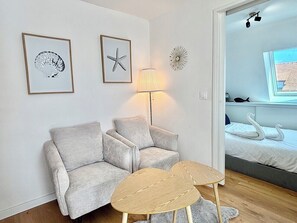 1 sovrum och sängkläder