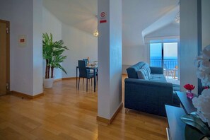 Smart TV - Savana Desert View Aparment (Caniço)
