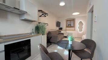 Deluxe Studio | Interior
