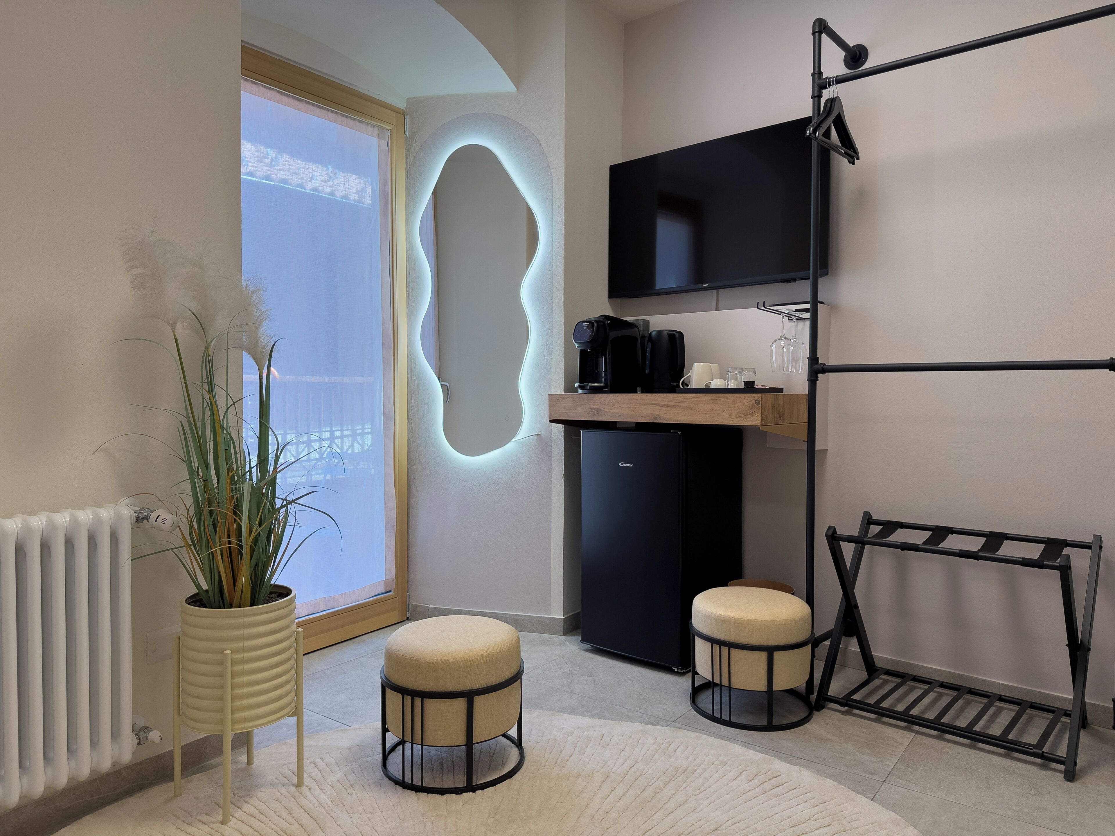 Deluxe Room, Balcony