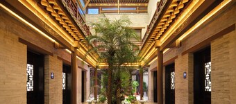 Shicang Yunshu - Ancient City Wall Side