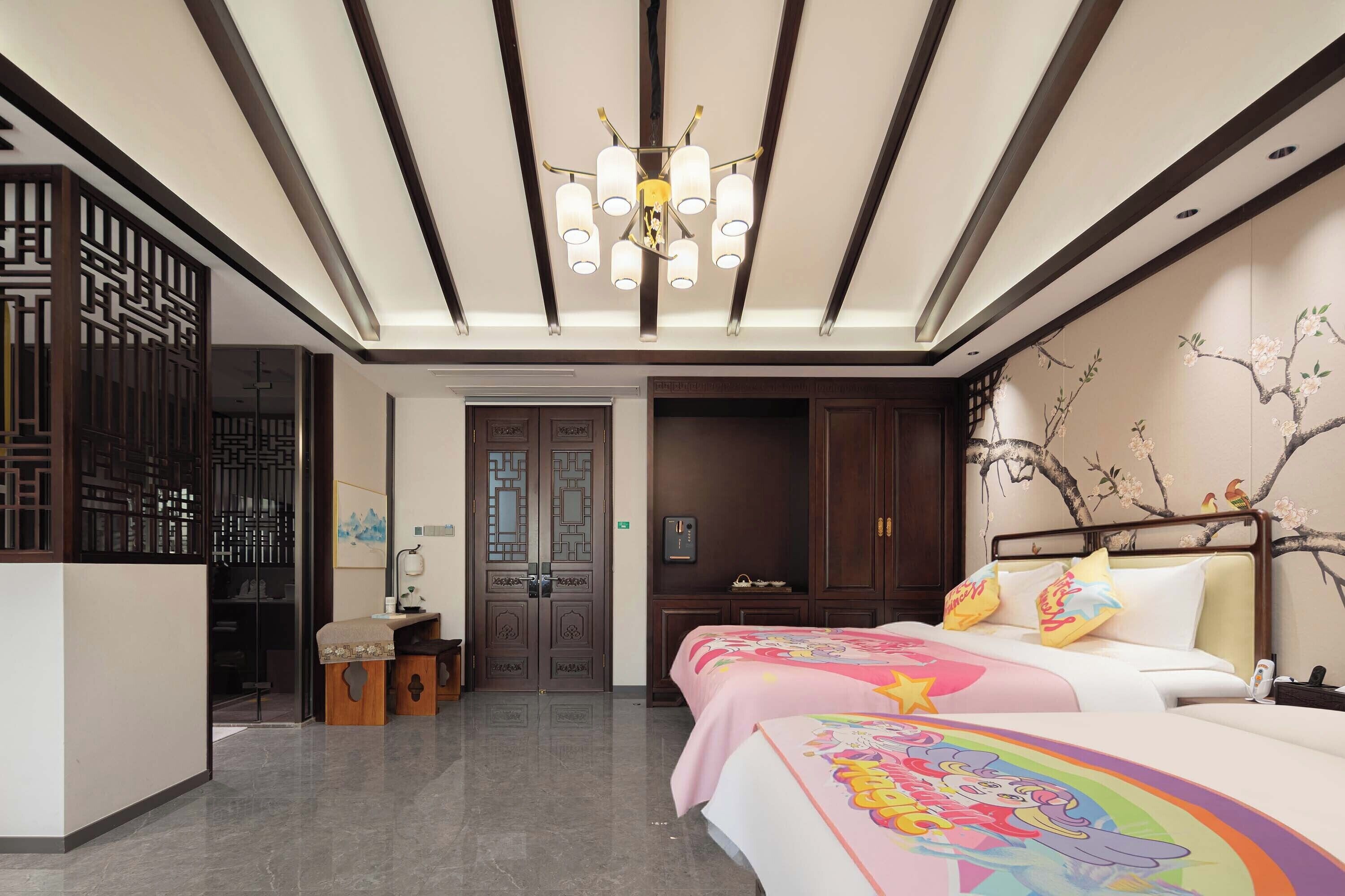 Quarto duplo família, vista para o pátio