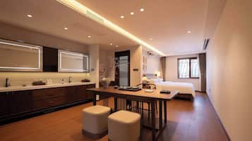 Suite de lujo, vistas al jardín