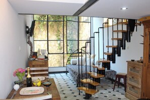 Interior - Studio in belle époque villa in the golden triangle (Beaulieu-sur-Mer)