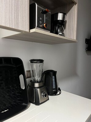 Kaffee und/oder Kaffeemaschine