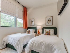 2 Schlafzimmer, Bügeleisen/Bügelbrett, kostenloses WLAN, Bettwäsche