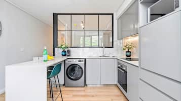 Apartment (1 Bedroom) | Interior