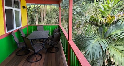 Serene 2-bedroom apartment in charming Kapaau perfect for relaxing stay