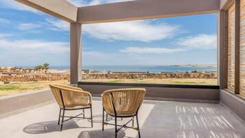 Chambre Double, balcon, vue mer | Terrasse/Patio