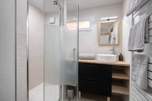 Bathroom - LVAM - Renovated 2-bedroom apartment – Beach – Garden – Golf 5 (Agde)