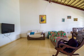 Casa, para fumantes | 3 quartos