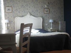 Room - Guest Room “Les Charmilles - Blue Room” (Charny-sur-Meuse)