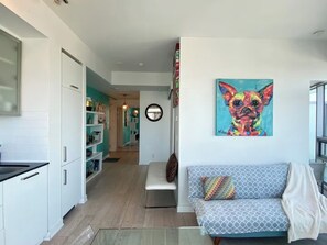 Living area - Executive 2BR Condo | Lake View | Free Parking (Toronto)