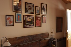 舒适客房, 阳台, 城市景观 | 内部细节