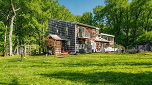 Exterior - Private Southampton Hideaway, Private Pool, Fully Appointed for Memorable... (SOUTHAMPTON)
