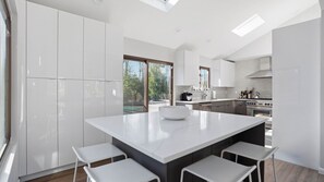 Microwave, oven, stovetop, coffee/tea maker - Private Southampton Hideaway, Private Pool, Fully Appointed for Memorable... (SOUTHAMPTON)