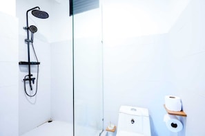 Bruser, håndklæder, Toiletpapir