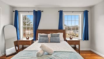 7 bedrooms, travel cot, free WiFi, bed sheets