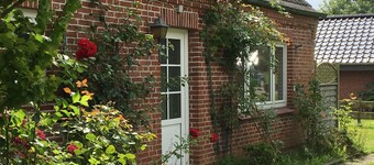Holiday Home 'Ferienhaus Mecki' with Private Terrace, Private Garden and Wi-Fi