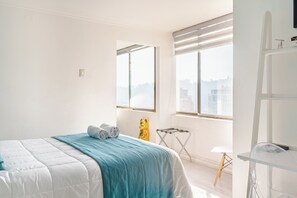 1 bedroom, desk, iron/ironing board, free WiFi - Unique in Providencia Full Design 55m2, Subway, Clear View ★★★★★ (Providencia)