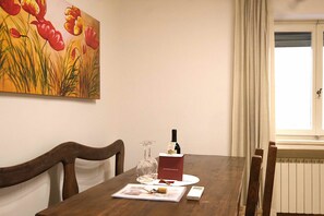 Comfort Apartment, City View | Living area - Wine Apartments Florence Malvasia (Florence)