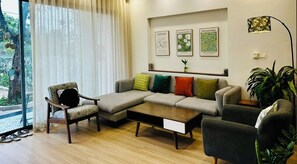Living area - “10-Min Drive to Noi Bai Airport” (Hà Nội)
