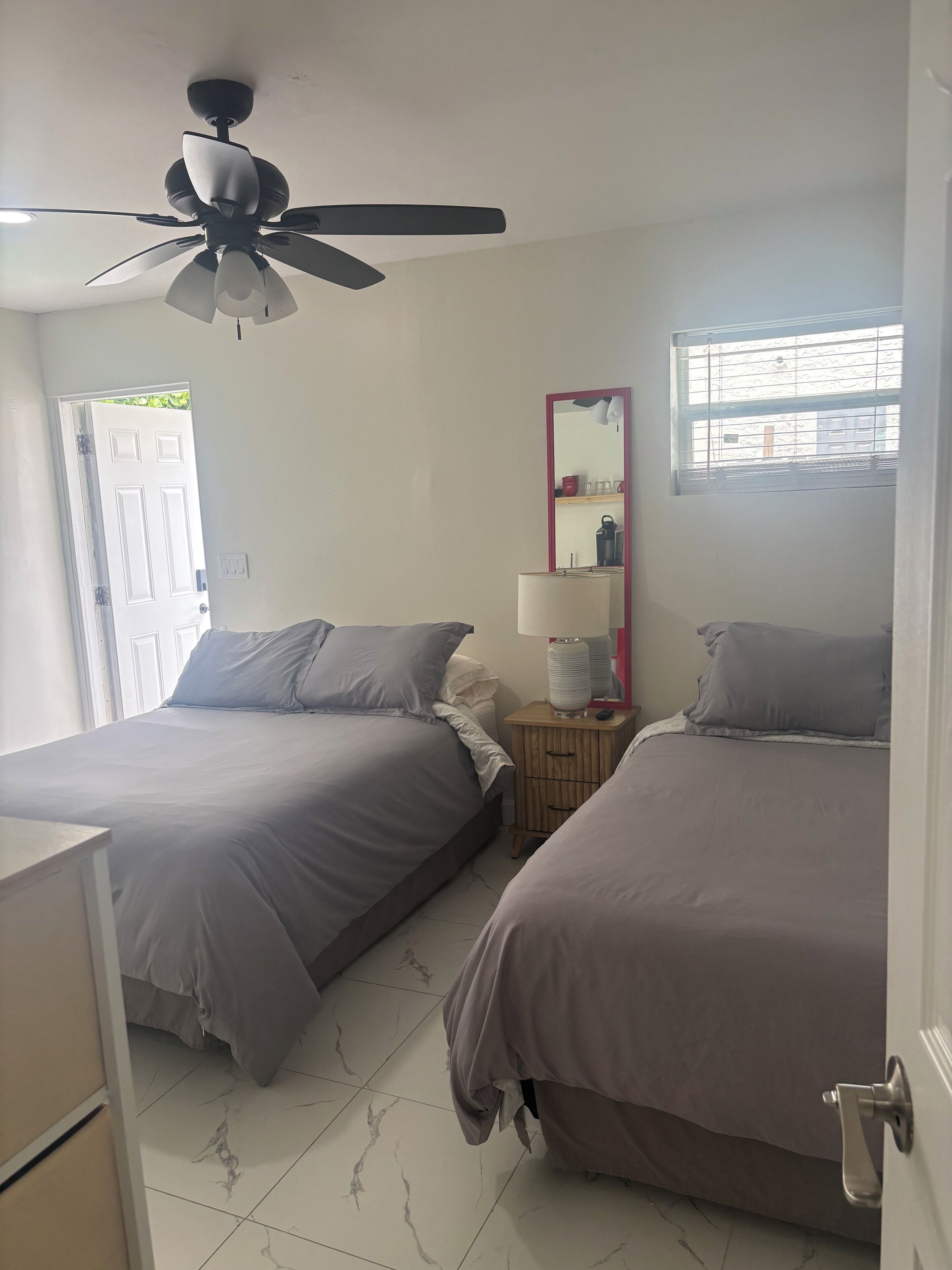 1 habitación, wifi y ropa de cama 