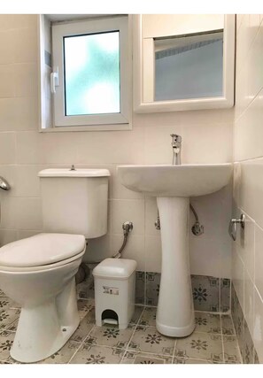 Bathroom - Kasimiotis  studio (Koroni)