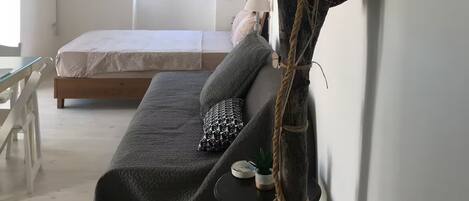 1 chambre, fer et planche Ă repasser, Wi-Fi, draps fournis