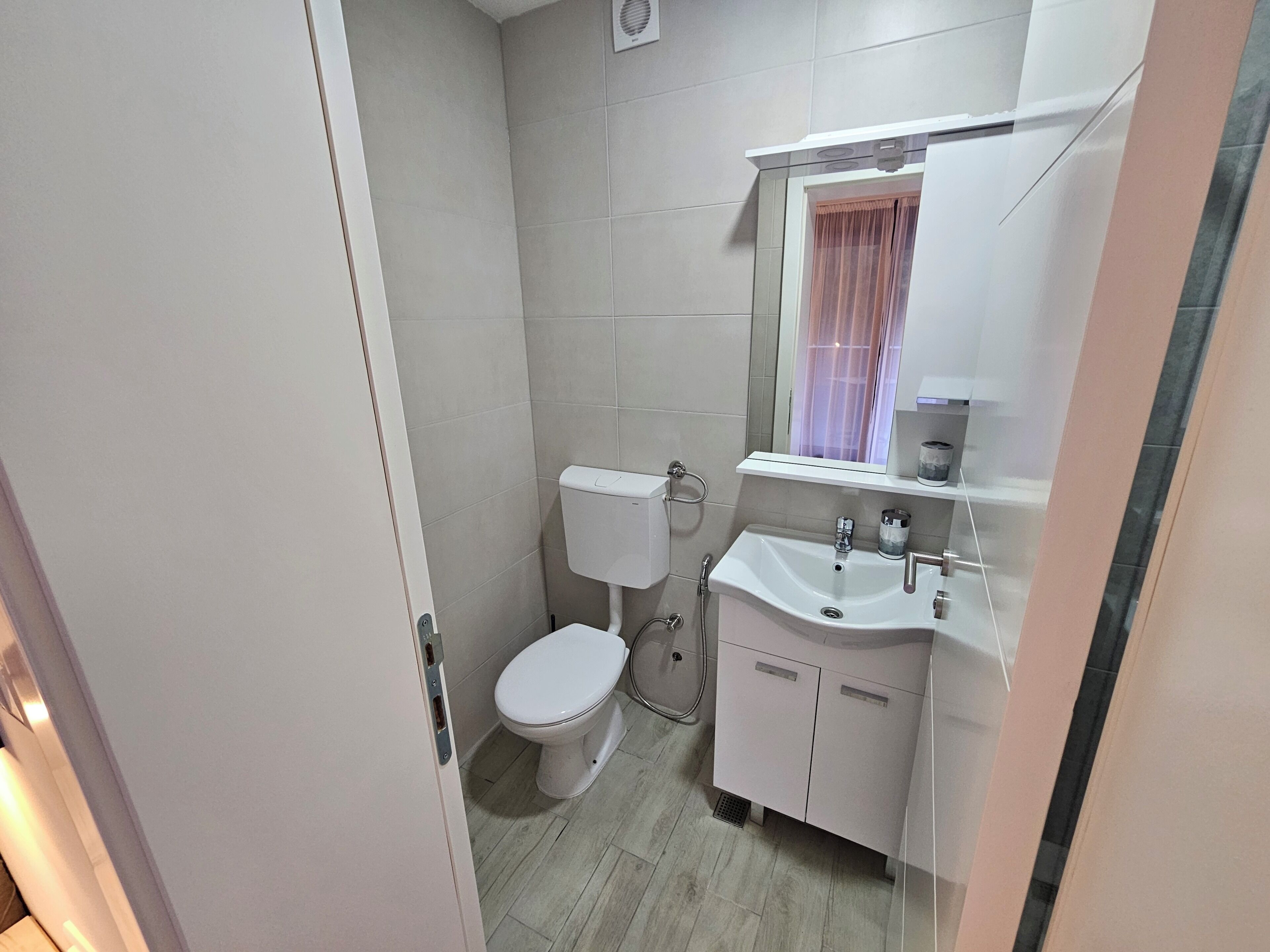 Habitación clásica con 1 cama doble o 2 individuales, balcón | Baño