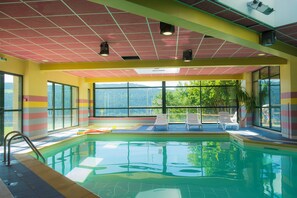 Piscine couverte